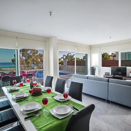 Mesogi Seafront, Stunning 4bdr Fontline * Protaras